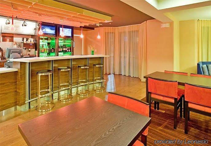 Courtyard Houston The Woodlands Hotel Bagian luar foto